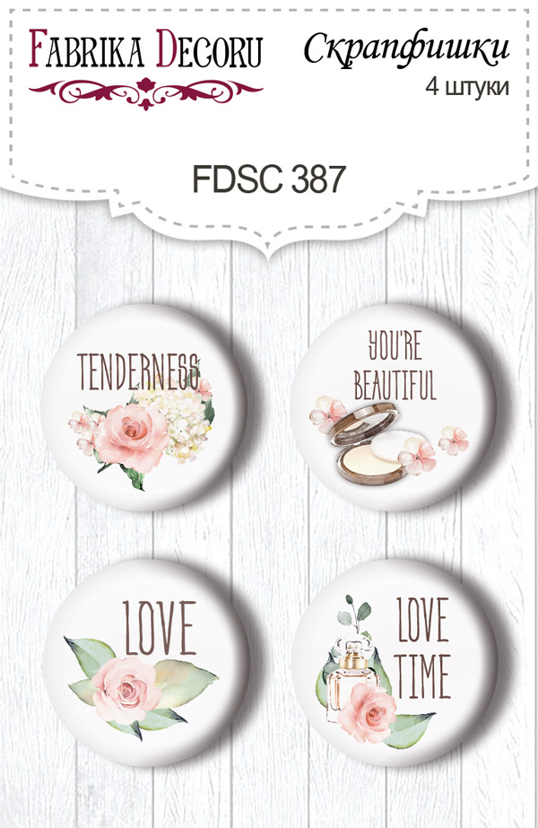 Set mit 4 Flair-Knöpfen für Scrapbooking Zärtlichkeit und Liebe EN #387 - Fabrika Decoru