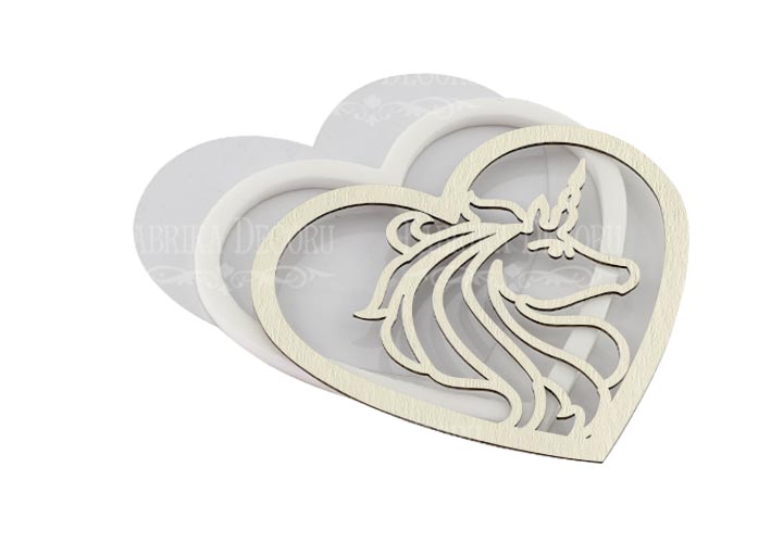 Shaker dimension set "Unicorn in the heart" 11x9.4 cm 