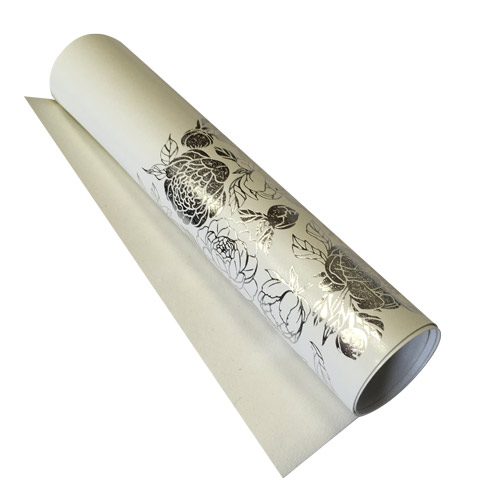 Stück PU-Leder zum Buchbinden mit silbernem Muster Silver Peony Passion, Farbe Glossy White, 50 cm x 25 cm - Fabrika Decoru