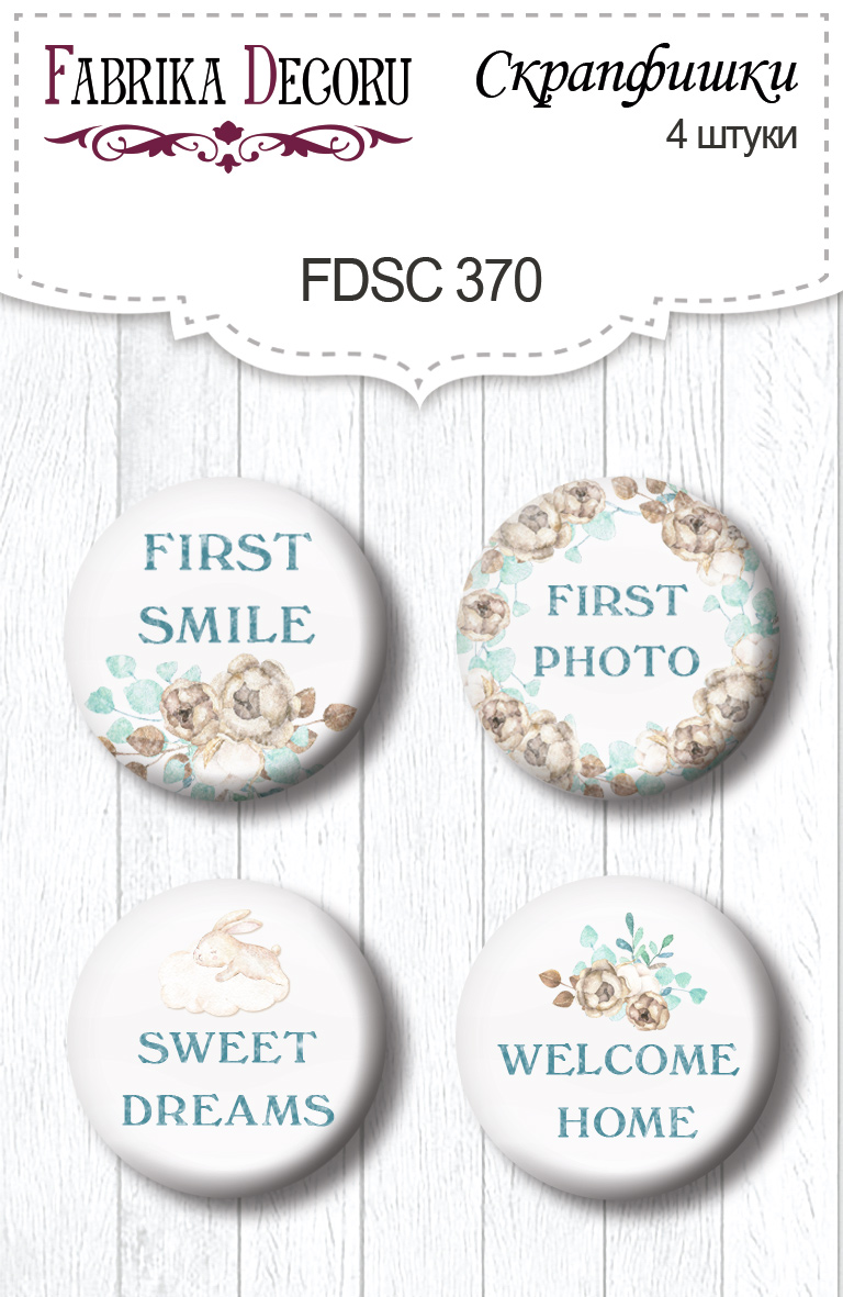 Set mit 4 Flair-Knöpfen zum Scrapbooking von „Dreamy Baby Boy“ EN #370 - Fabrika Decoru