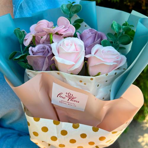 Bouquet in a design wrap “Delicate pink with vintage purple” - foto 1