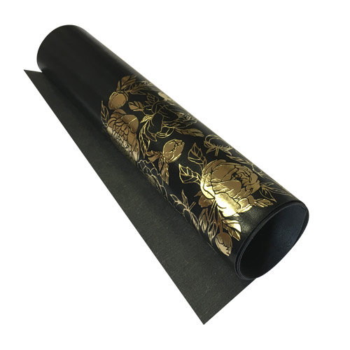 Stück PU-Leder zum Buchbinden mit Goldmuster Golden Peony Passion, Farbe Glossy Black, 50 cm x 25 cm - Fabrika Decoru