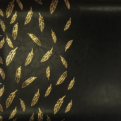 Відріз шкірзаму з тисненням золотою фольгою, дизайн Golden Feather Glossy black, 50см х 25см - фото 1