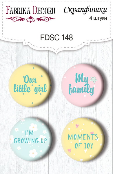 Set mit 4 Flair-Knöpfen zum Scrapbooking "Sweet Baby Girl" EN #148 - Fabrika Decoru