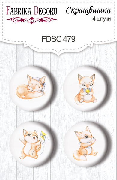 Set mit 4 Flair-Buttons zum Scrapbooking. Lustiger Fuchsjunge #479 - Fabrika Decoru