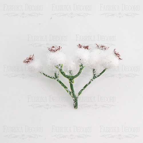 Bunch of viburnum in the snow, 1pc