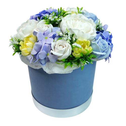 "Blue charm" composition with soap foam flowers in a hat box, 250 x 250 x 300 mm