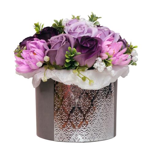 "amethyst luxury" composition with soap foam flowers in a hat box, 200 x 200 x 200 mm