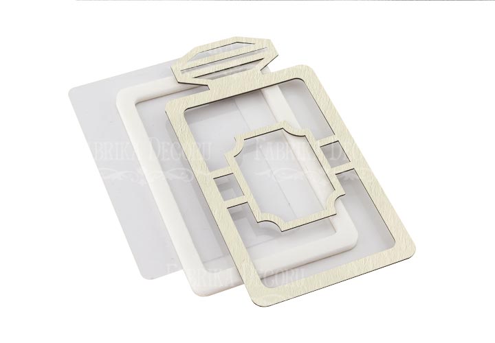 Shaker dimension set "Bottle with a curly tag" 7.6x14.5 cm 