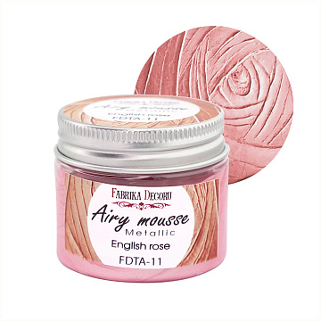 Luftiges Mousse metallisch. Farbe englische Rose