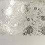 Stück PU-Leder zum Buchbinden mit silbernem Muster Silver Peony Passion, Farbe Glossy White, 50 cm x 25 cm