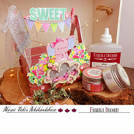 Wooden box for candy bar - фото