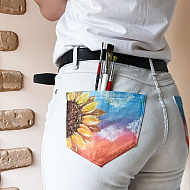 Малюнок на джинсах фарбами для тканини від Фабрики Декору - фото